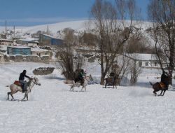 Soğukta Cirit Şöleni